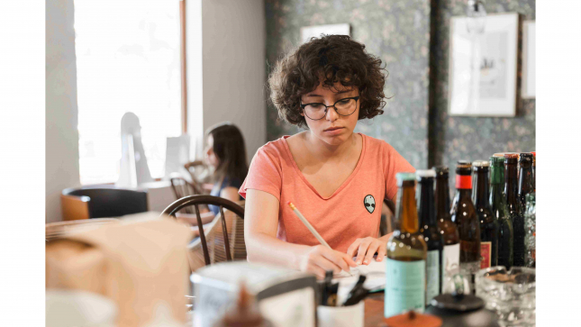 از کارگاه به بازار آنلاین: فروش مستقیم محصولات هنری در کانادا با کوپن باز