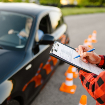 آموزش رانندگی