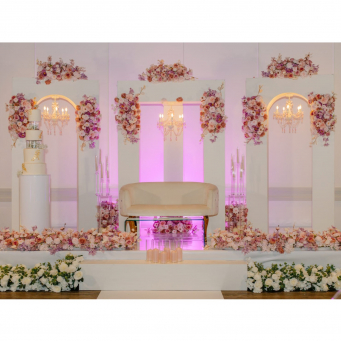 برگزارکننده مراسم